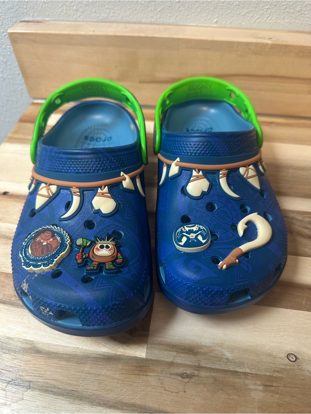 Crocs Disney Moana Maui new size 3